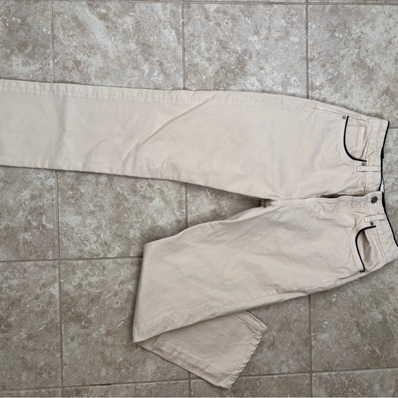 Reformation Cynthia High Rise Straight Jean Size 28 Cream And Black - Picture 4 of 8